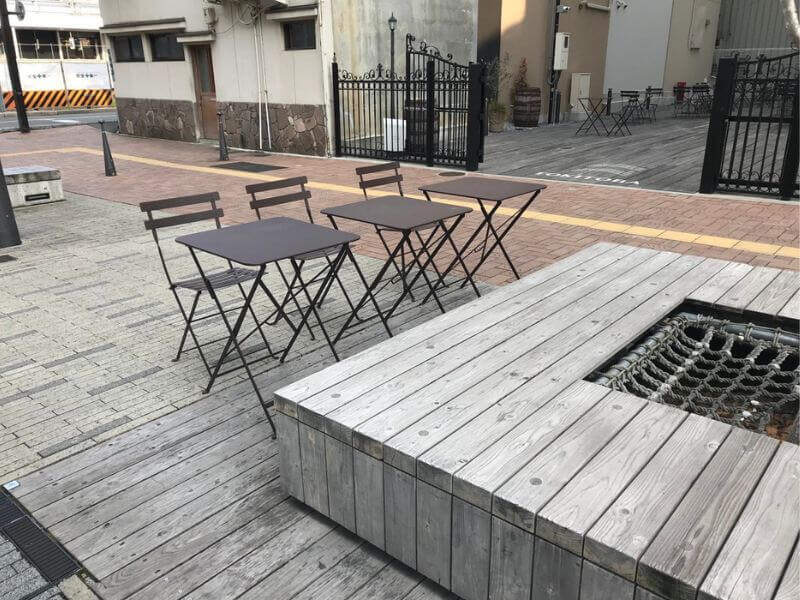 街角のテーブル&チェア