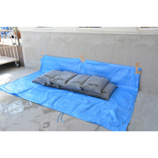 まいにち スーパーバリア120α 1個 501801 『防災 備蓄 避難 非常用 吸水 土のう 土嚢 袋』 