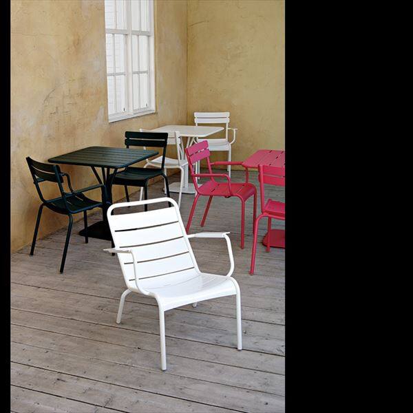 ニチエス ＦＥＲＭＯＢ フェルモブ ルクセンブールアームチェア 47アンスラサイト