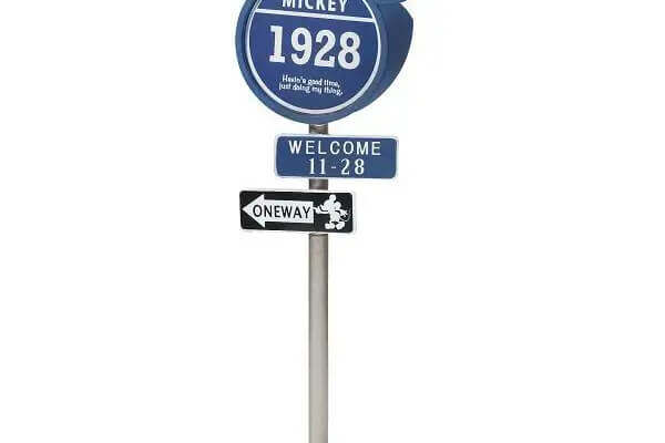 TRAFFIC SIGN SOLAR LIGHT